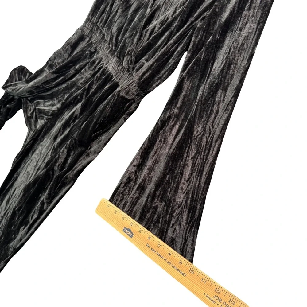 Womens‎ Black Crushed Velvet Bell Sleeve Jumpsuit Y2K Mod Retro Size M